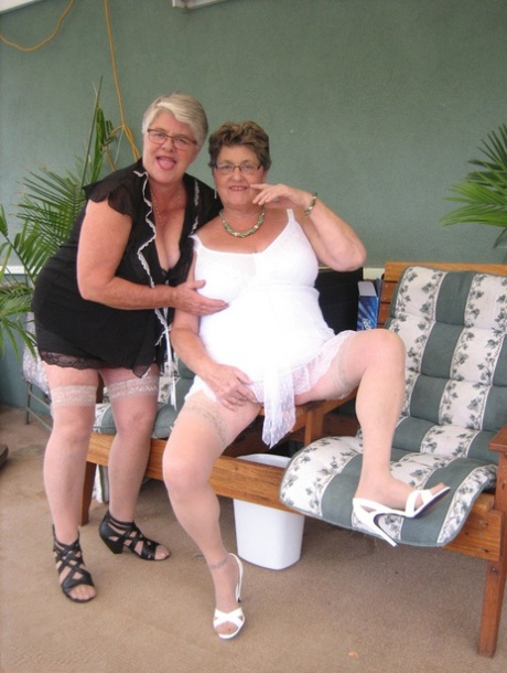 bbw granny lingerie blowjob porn pics