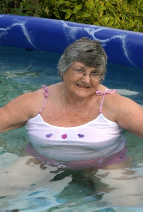 deceiving granny nudes galleries