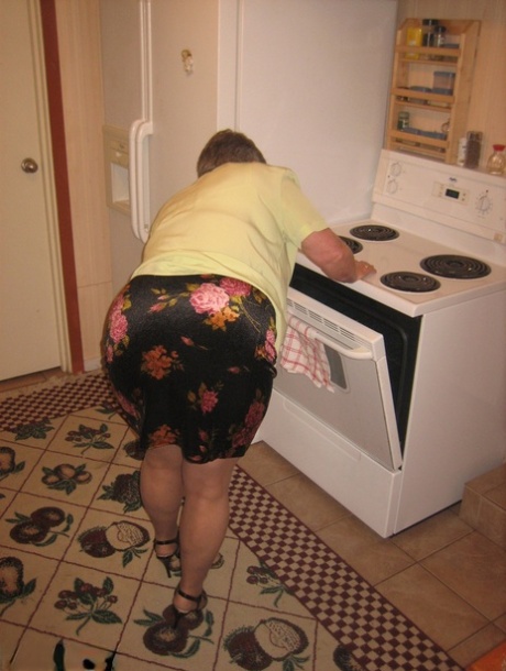 granny vomit beautiful naked pics