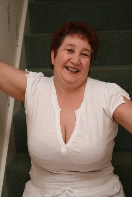 mature sally hardcore adult photos