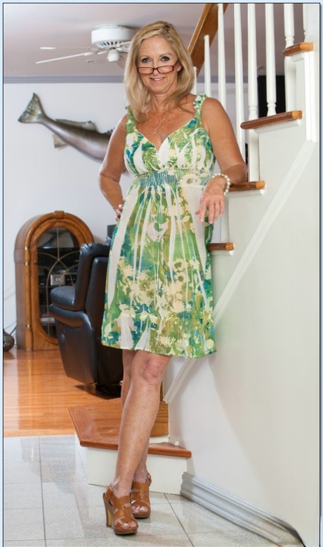 mature pussy fuckingtures art porn images