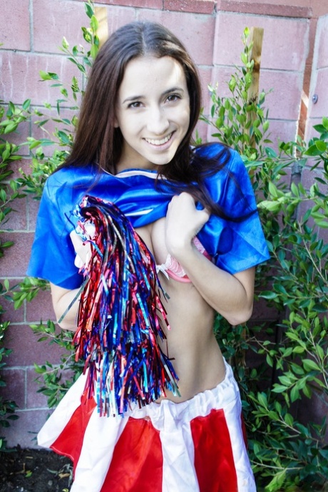 Belle Knox model galleries