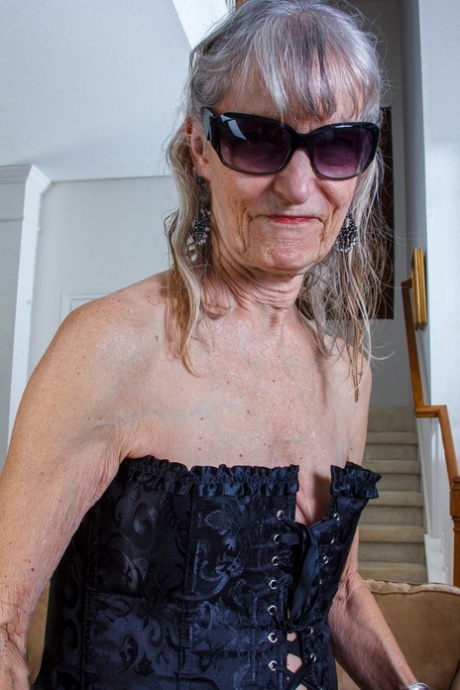 hipster granny nudes gallery